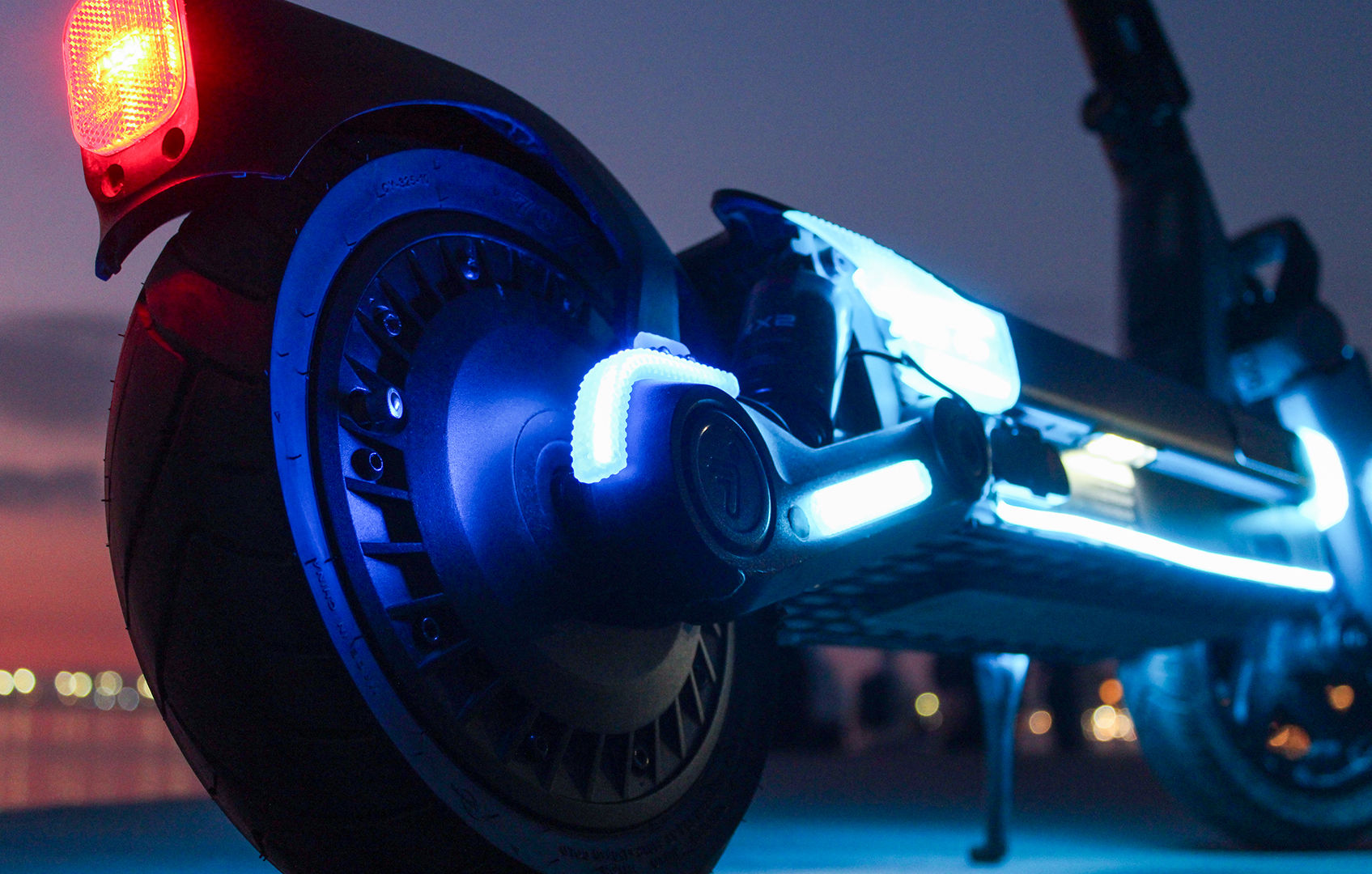 aLight MAX - Ultra bright ambient lights for Segway MAX G3