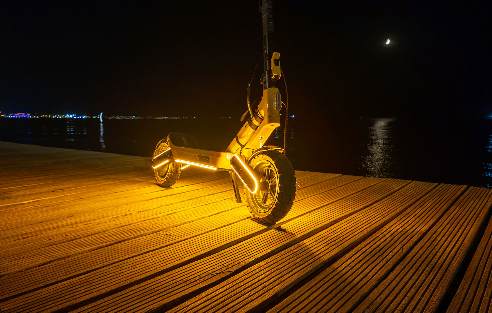 aLight Ultra - ultra bright ambient LED lights for Xiaomi Scooter 6 Ultra